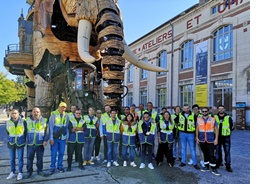 Signaleurs de Ouest Radio Assistance présents lors de la 3ᵉ édition des Foulées du Numérique au Parc des Chantiers, aux côtés de leur partenaire A.S.I.44, à Nantes le 18 septembre 2022.