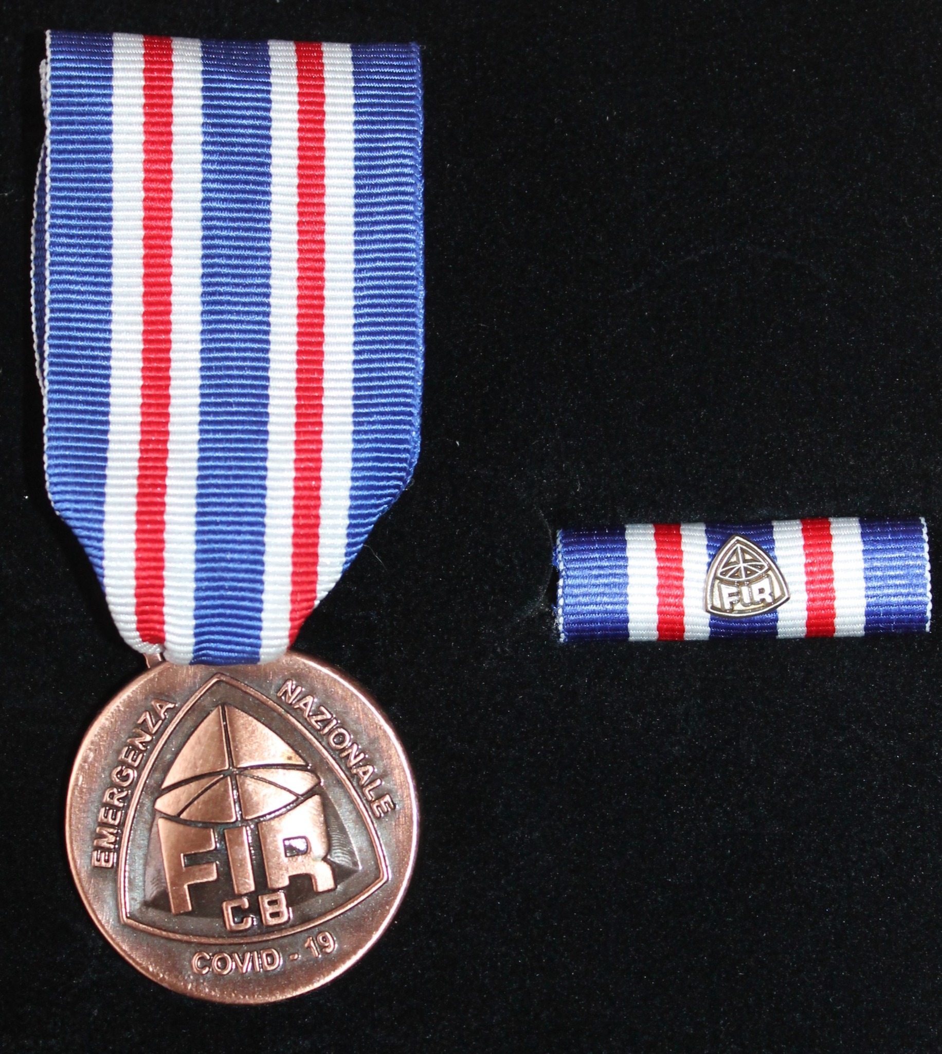 Photo d'une médaille FIR-CB SER